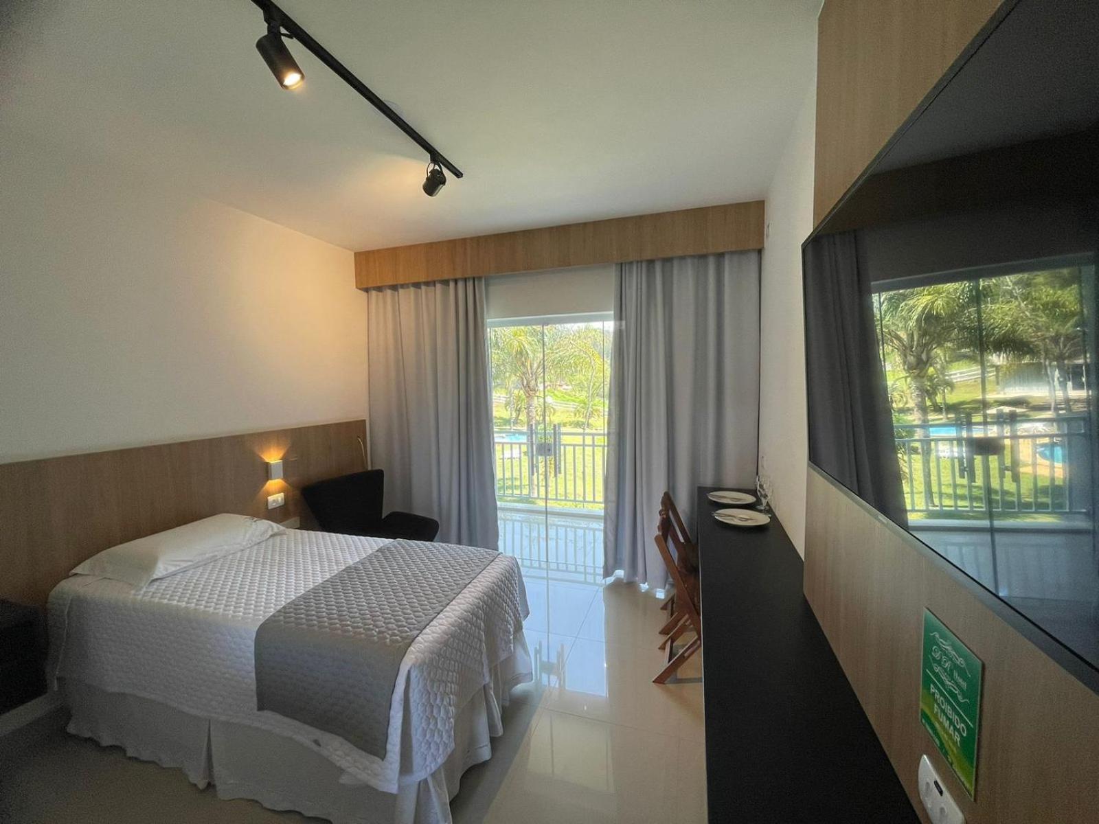 Dr Hotel Rio Branco Do Sul Exterior photo